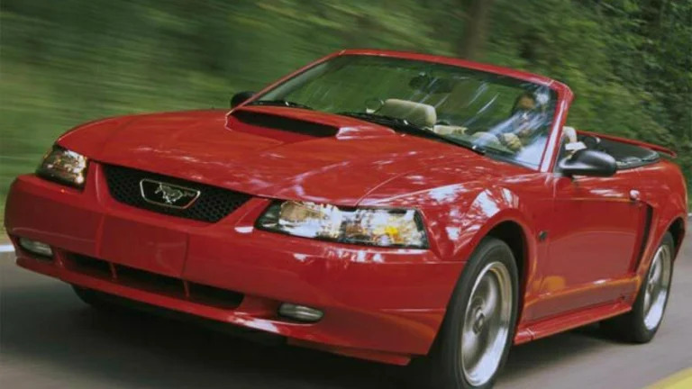 2001 Ford Mustang GT 2dr Convertible