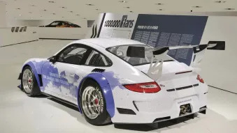 Facebook Porsche 911 GT3 R Hybrid