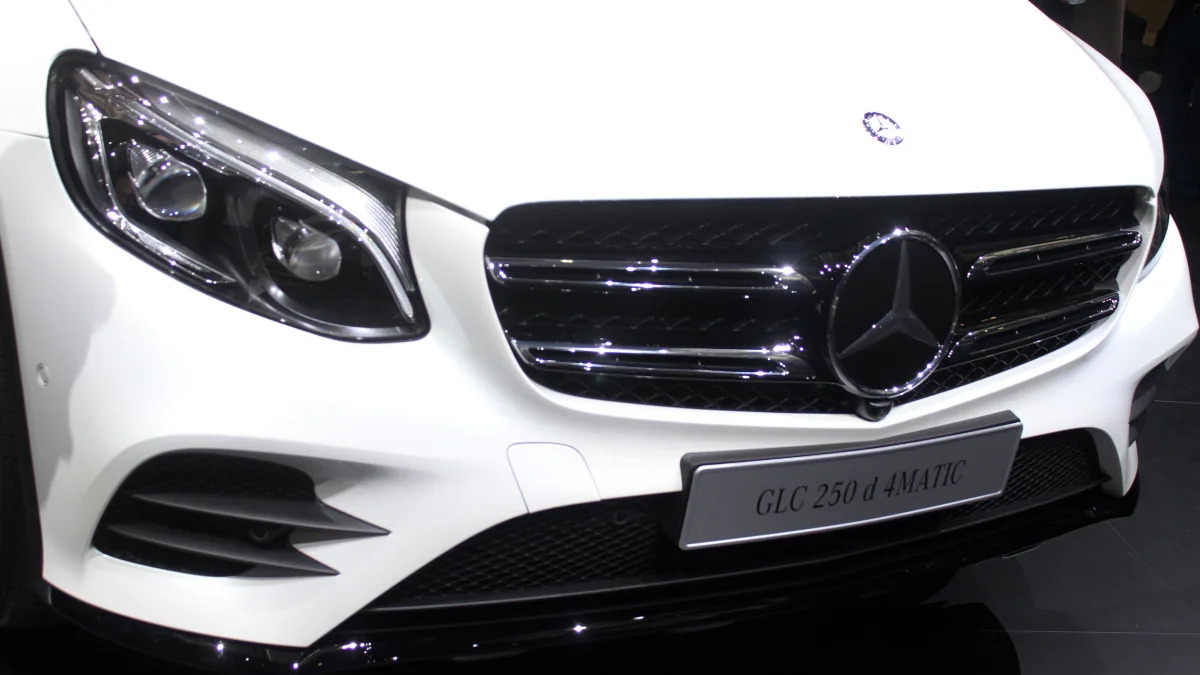 2016 Mercedes-Benz GLC 250d front, up close.