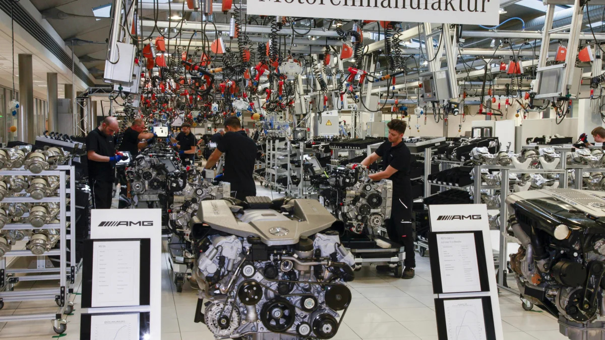 Mercedes-AMG V12 Engine assembly