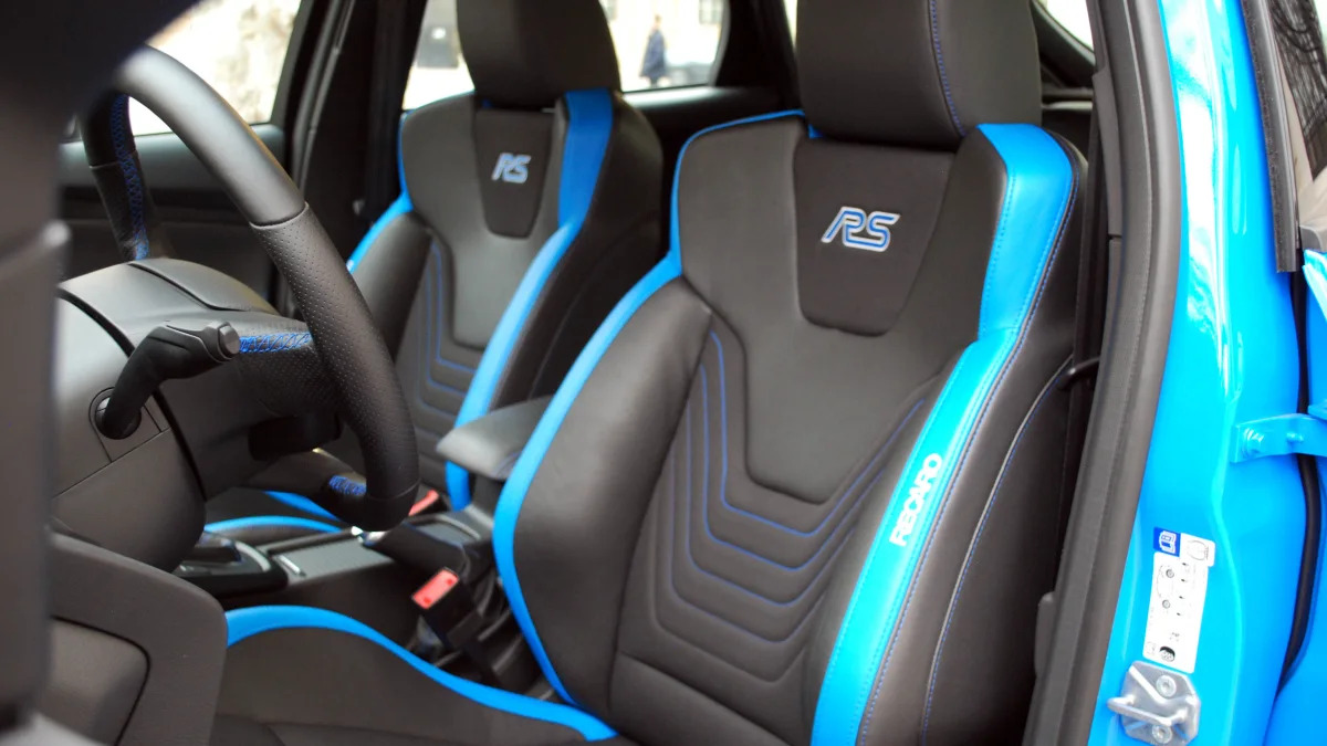 2016 Ford Focus RS front seats
