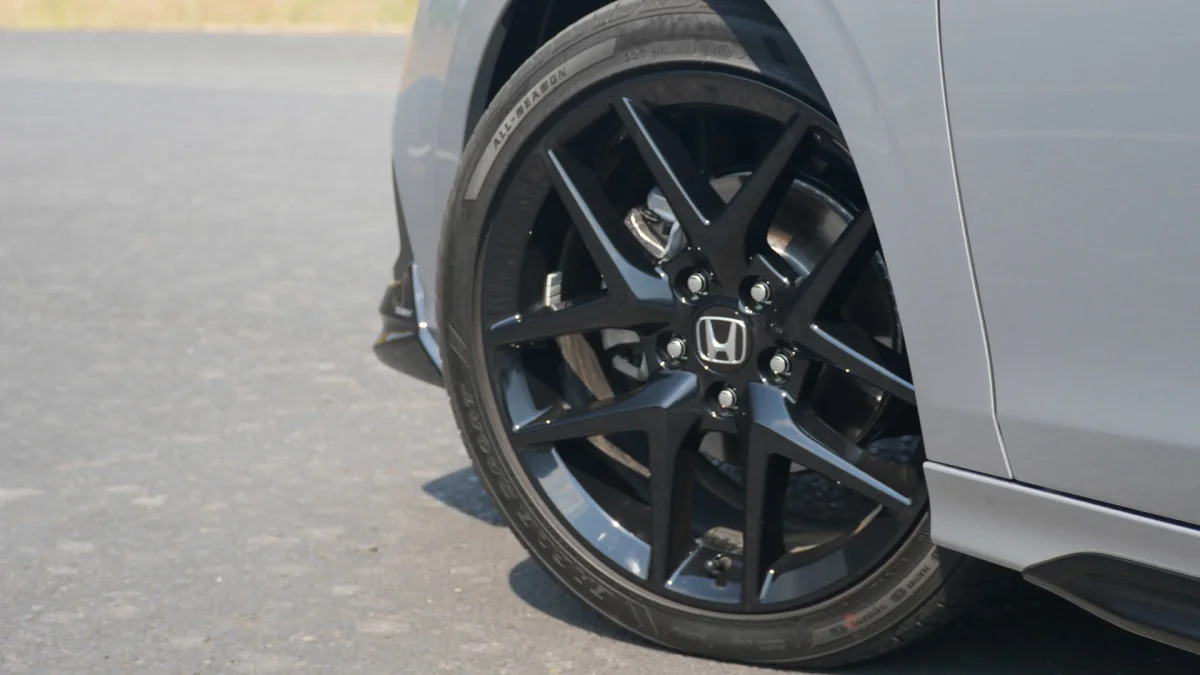 2022 Honda Civic Sport HPD wheel
