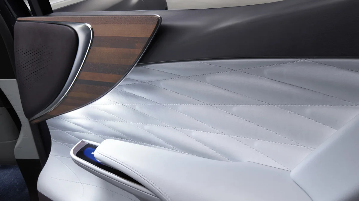 Lexus LF-FC Concept door panel