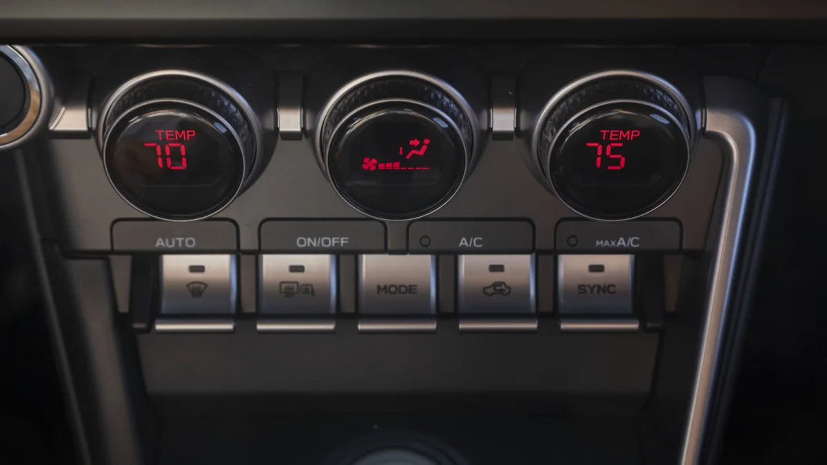 2022 Subaru BRZ climate controls