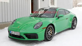 Porsche 911 GTS spied
