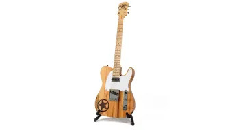 Jeep-inspired Wallace Guitar