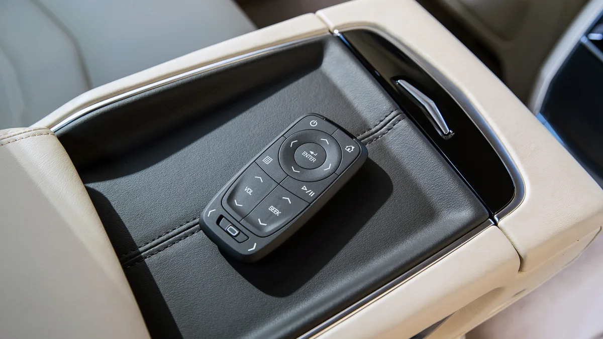 2016 Cadillac CT6 rear seat remote control