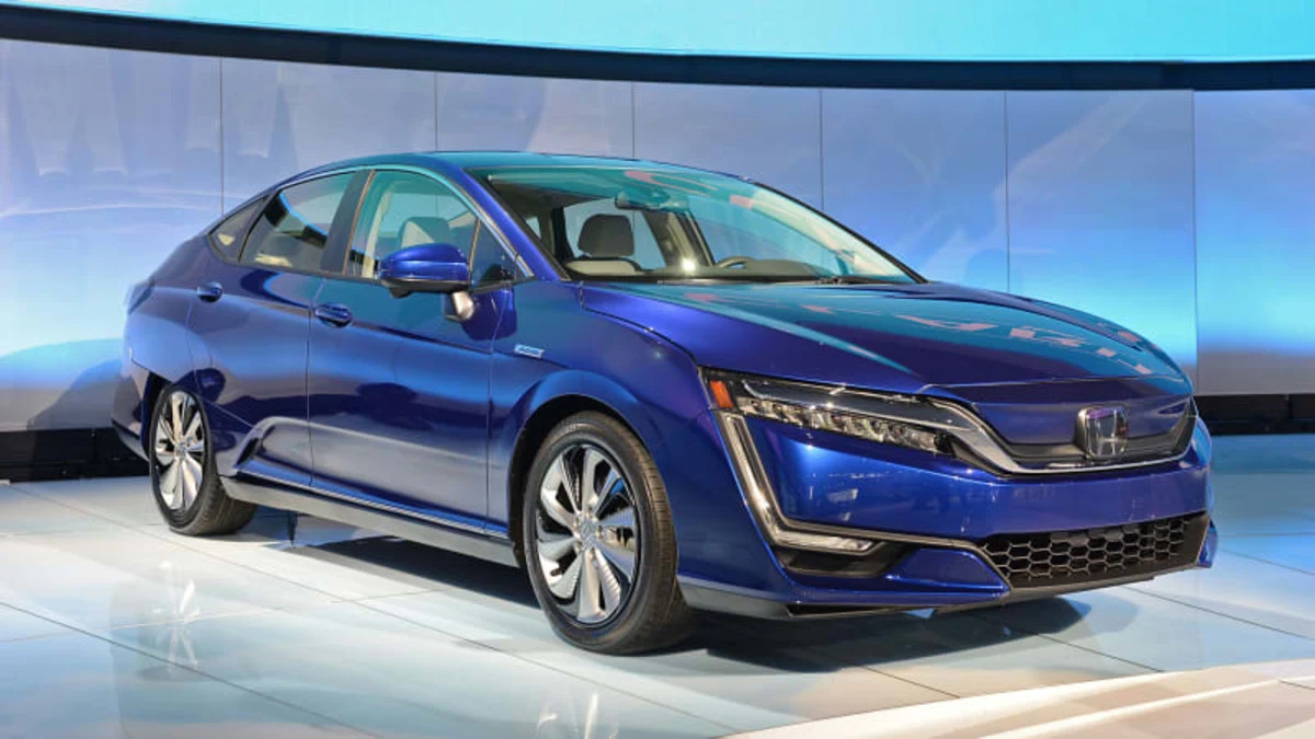Honda rounds out Clarity series with Electric, Plug-In Hybrid models