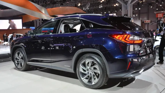 2016 Lexus RX sharpens up for round four - Autoblog