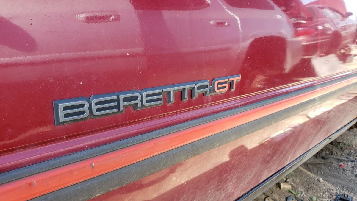 39 - 1990 Chevrolet Beretta GT in Colorado junkyard - photo by Murilee Martin