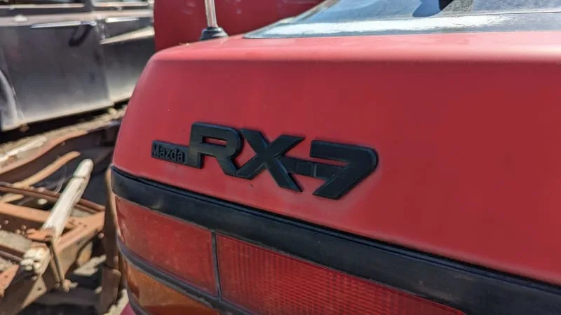 00000 1988 Mazda RX 7 in Colorado junkyard photo by Murilee Martin