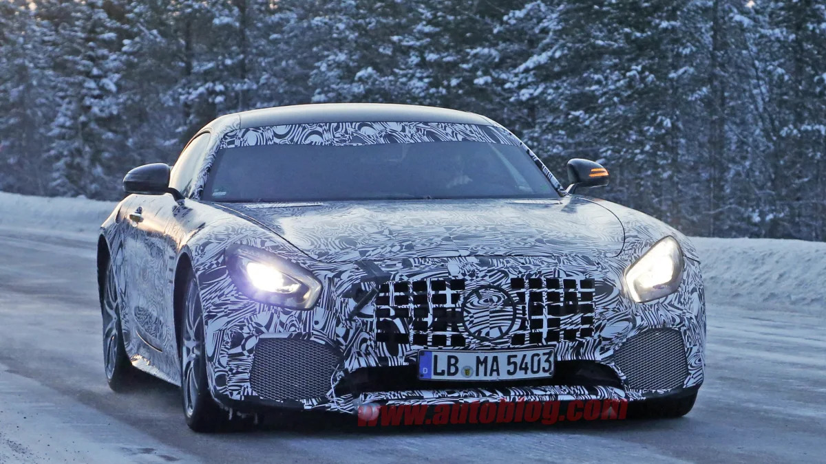 Mercedes-AMG GT R cold weather spied front 3/4