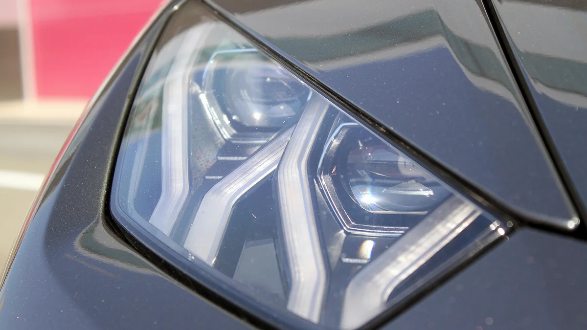 2016 Lamborghini Huracan LP 580-2 headlight