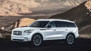 2024 Lincoln Aviator and 2024 Ford Explorer lose hybrid option