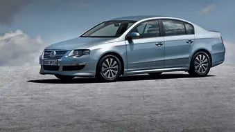 2010 Volkswagen Passat BlueMotion