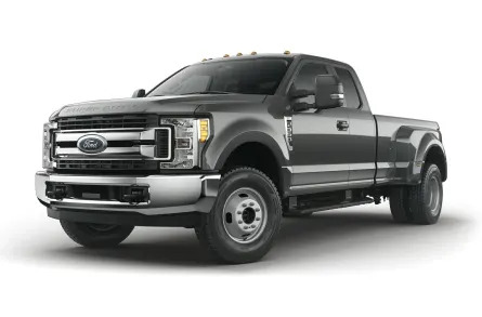 2019 Ford F-350 XLT 4x4 SD Super Cab 8 ft. box 164 in. WB DRW