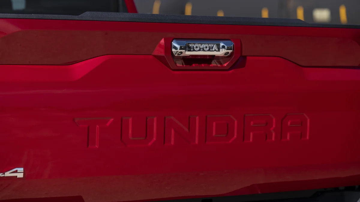 2022 Toyota Tundra Limited TRD Off-Road-25