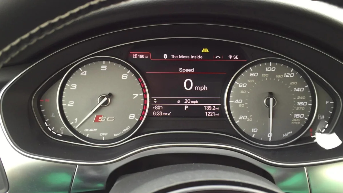 Audi S6 Engine Revving | Autoblog Short Cuts