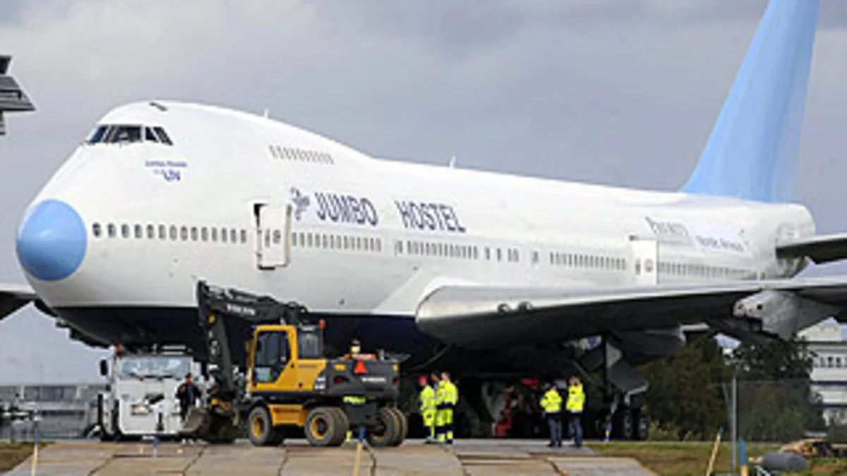 Boeing 747: 90 pmpg