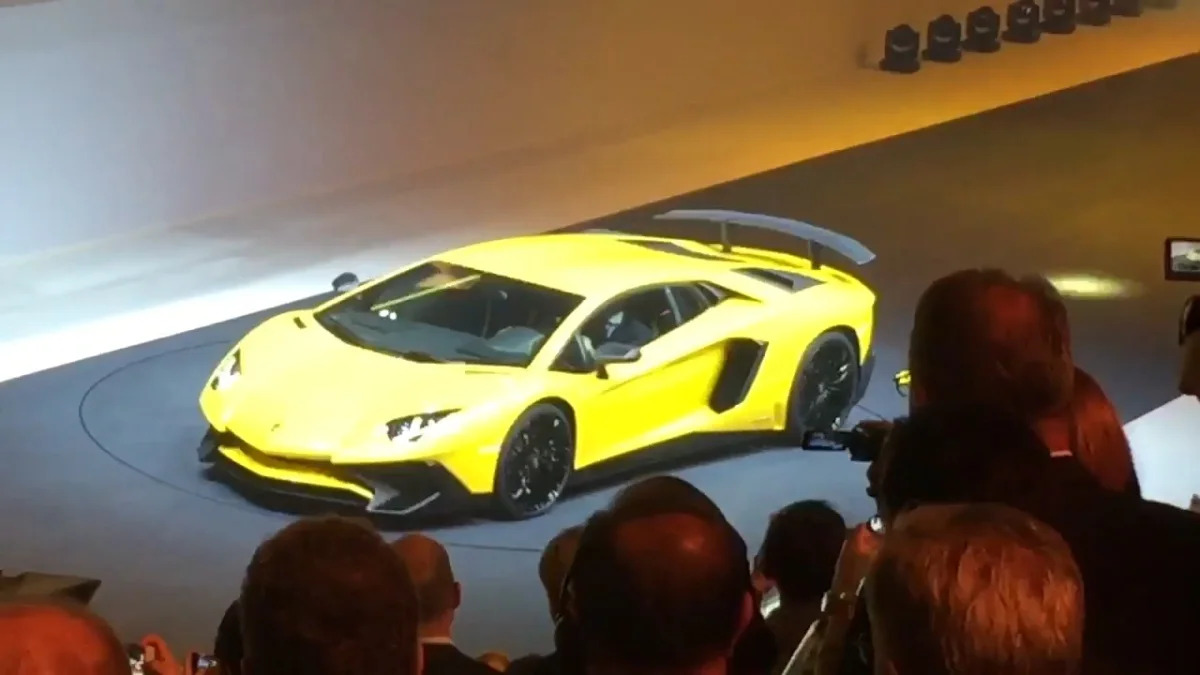 Lamborghini Aventador SV | 2015 Geneva Motor Show | Autoblog Short Cuts