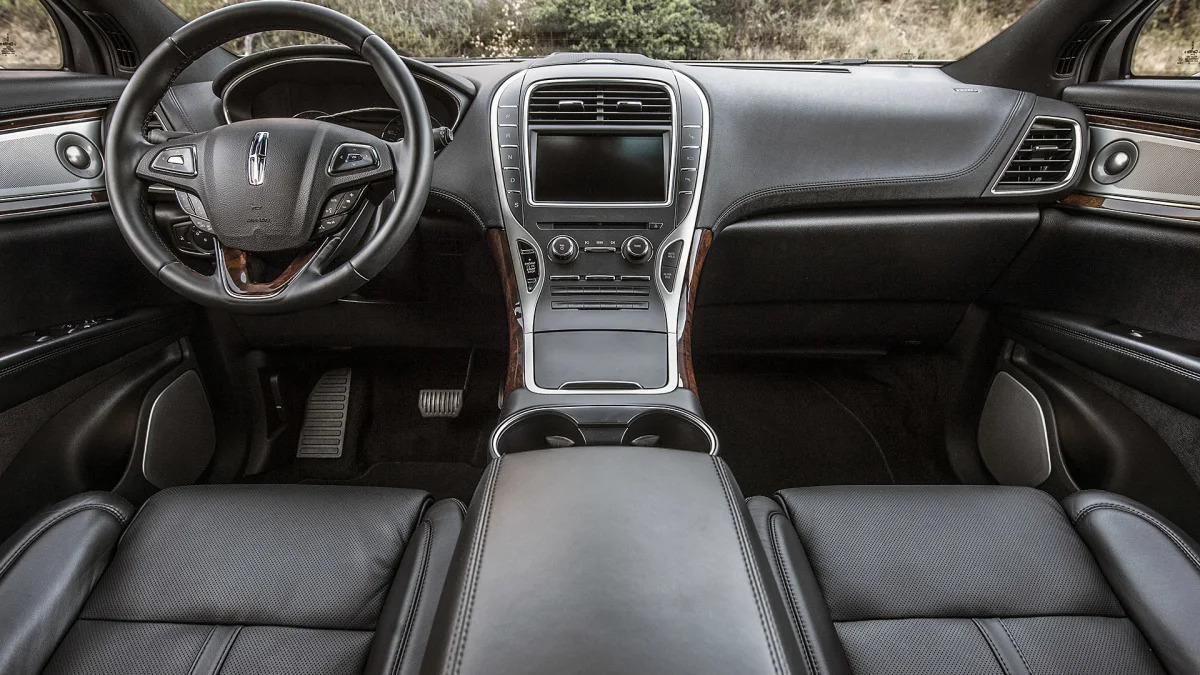 2016 Lincoln MKX interior