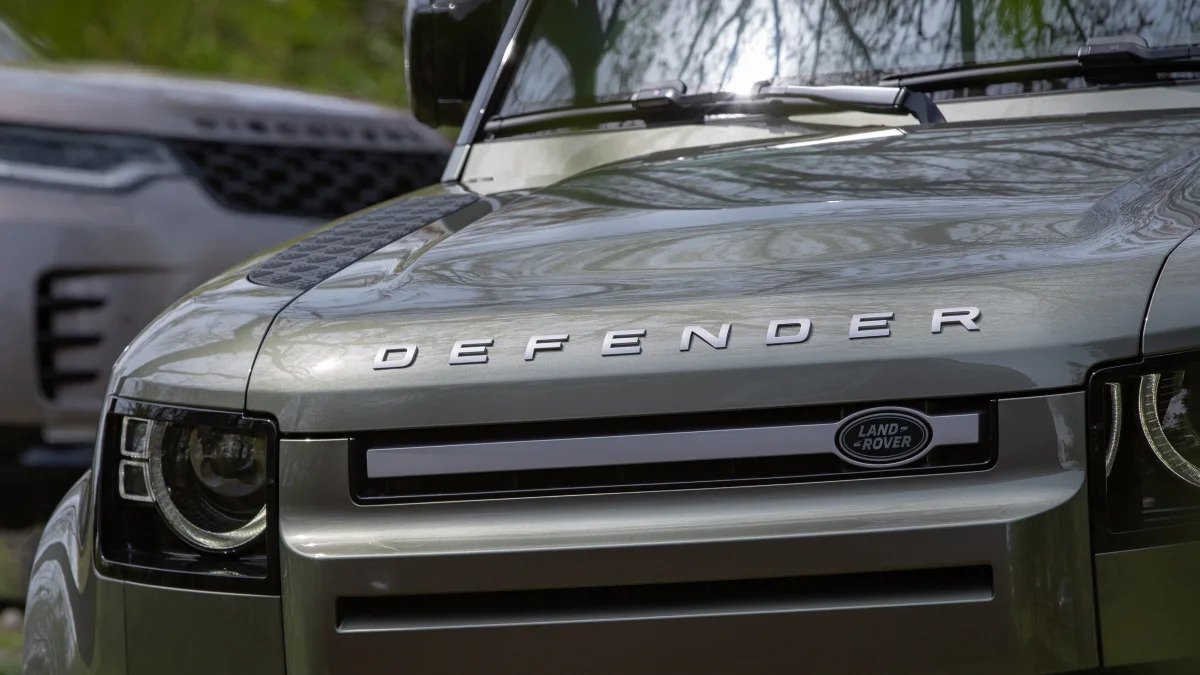 2021 Land Rover Defender 90 and Discovery front closeup