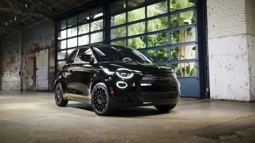 Fiat 500e Inspired by Music front three quarter