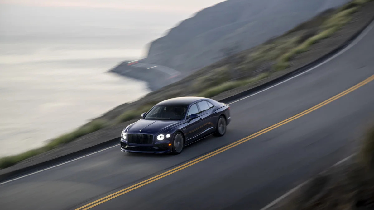 2022 Bentley Flying Spur Hybrid action downhill