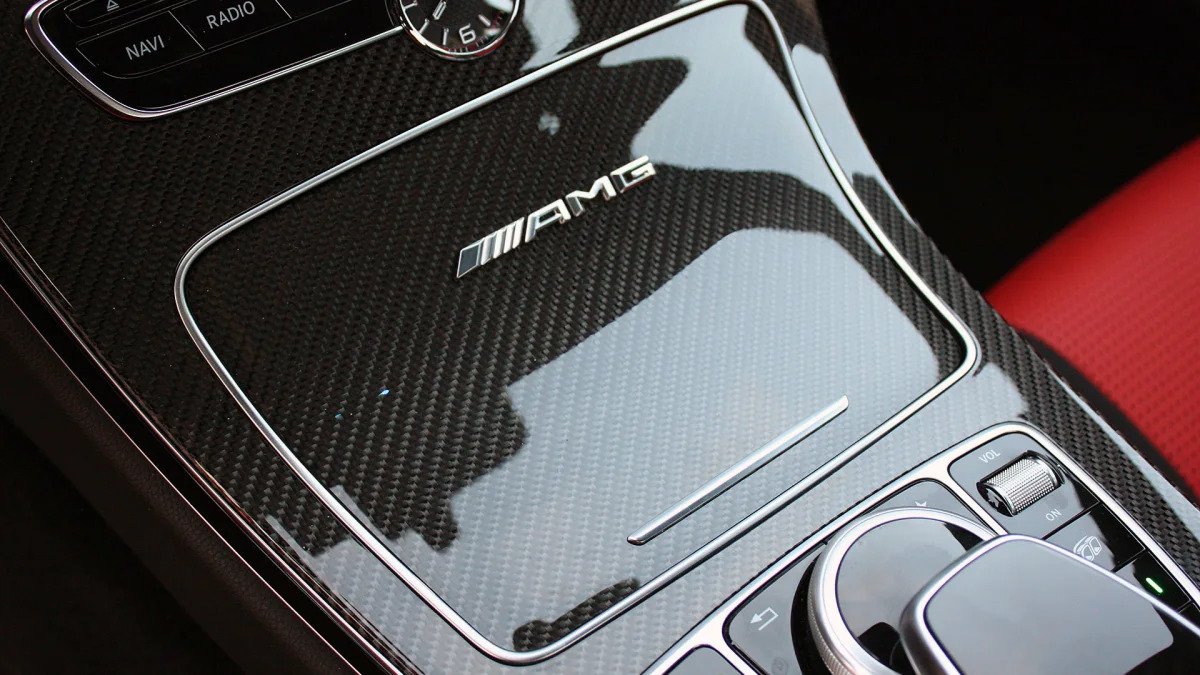 2015 Mercedes-AMG C63 S center console