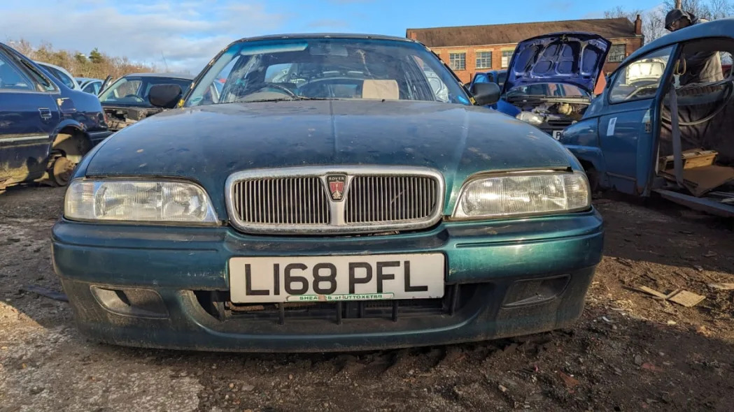 28 1994 Rover 620Si in English wrecking yard photo by Murilee Martin