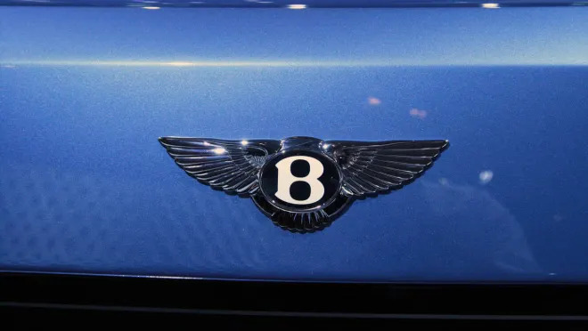 L`emblème Bentley  Voiture bentley, Bentley, Marque voiture
