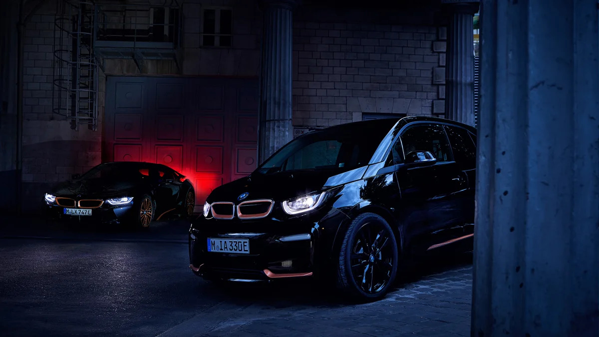 2019 BMW i3 Edition RoadStyle and i8 Ultimate Sophisto Edition (25)