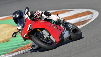 2018 Ducati Panigale V4: First Ride