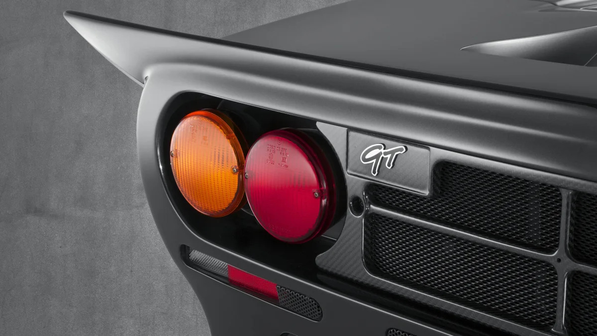 McLaren F1 GT rear lights