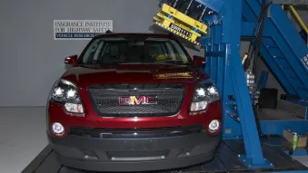 IIHS roof test on 2011 Honda Odyssey and GMC Acadia