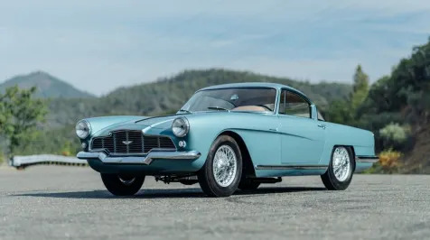 <h6><u>Bertone-beauty Aston Martin coupe from the Fifties is up for bid</u></h6>