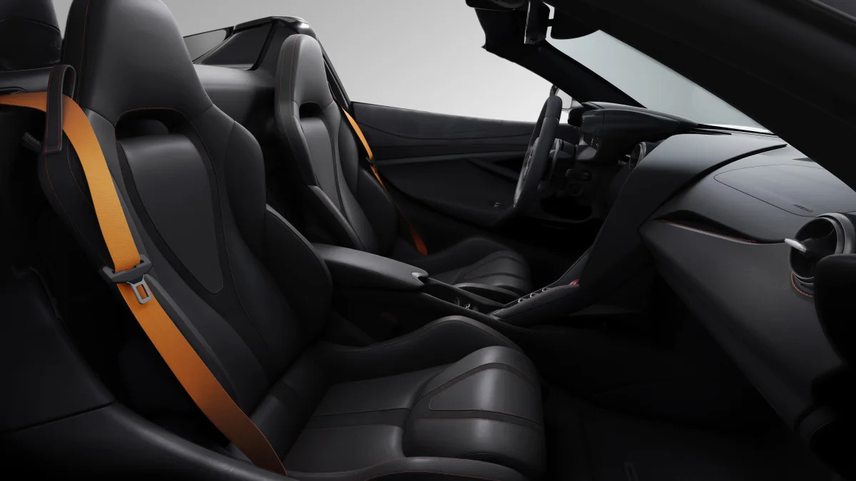 McLaren_750S_Spider_Seats