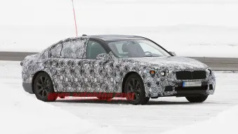 2016 BMW 7 Series: Spy Shots