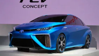 Toyota FCV Concept: Tokyo 2013