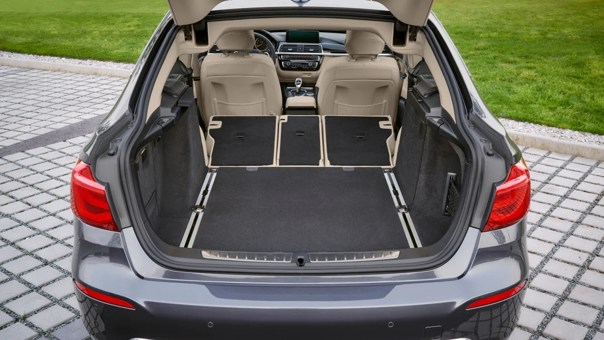 2017 BMW 3 Series Gran Turismo Luxury trunk