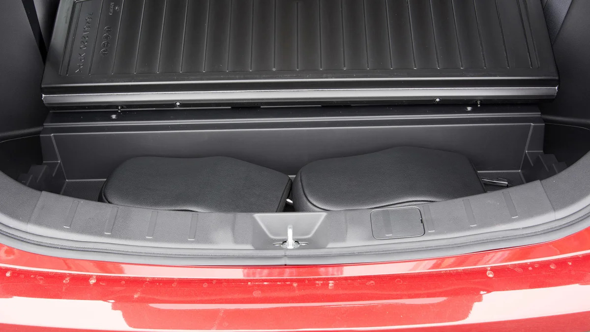 2016 Mitsubishi Outlander rear cargo area