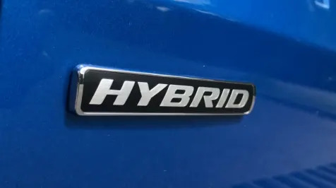 <h6><u>Gas-electric hybrid vehicles are getting a boost from Ford, others</u></h6>
