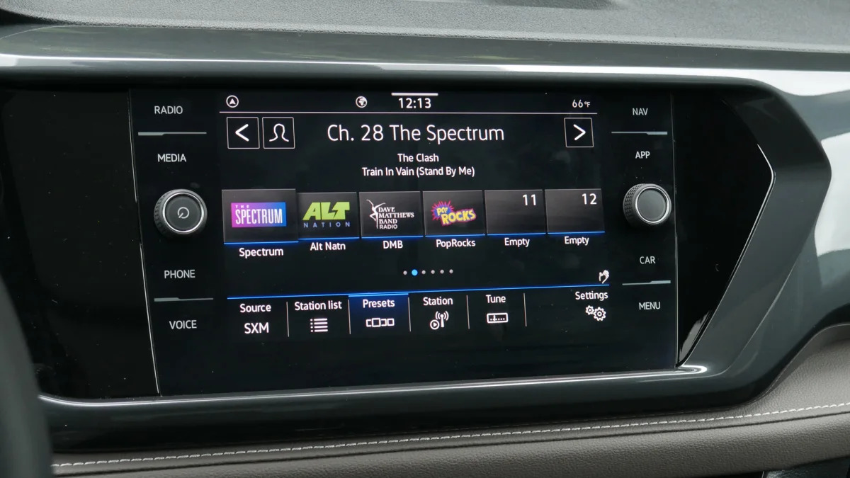 2022 Volkswagen Taos touchscreen audio