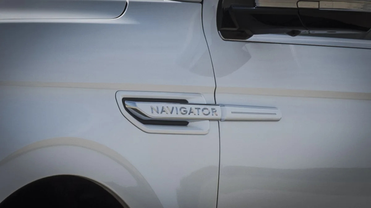 2020 Lincoln Navigator Monochromatic Package