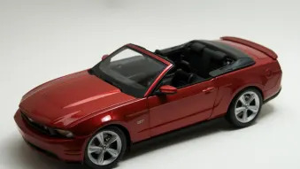 2010 Ford Mustang GT convertible by Maisto