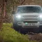 2020 Land Rover Defender 110 off-road 8