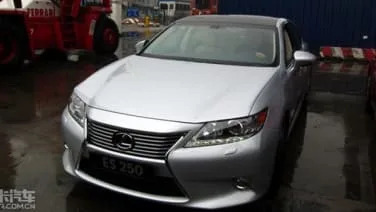 2013 Lexus ES shows up undisguised in China