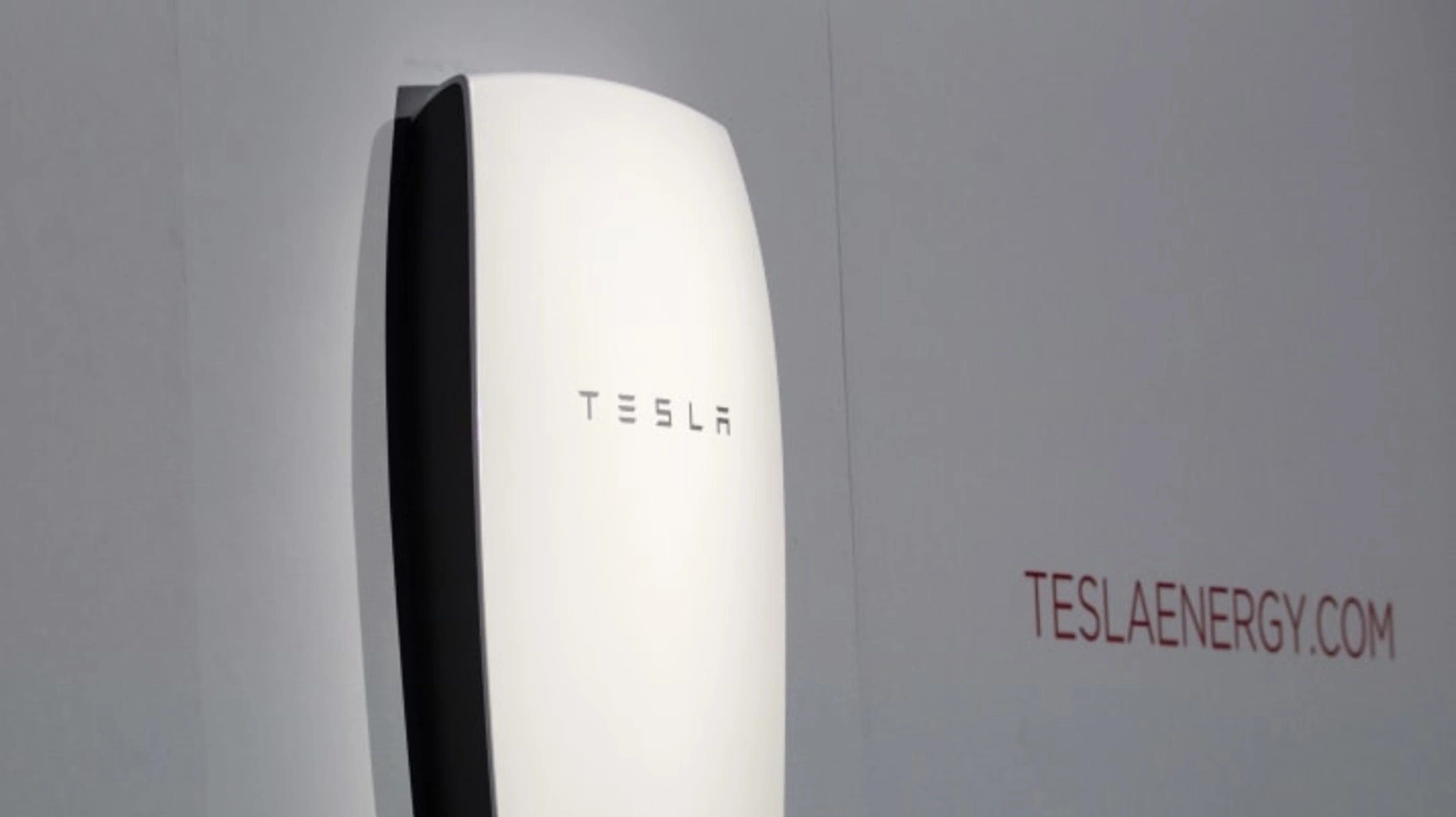 Tesla-Battery Power For Homes