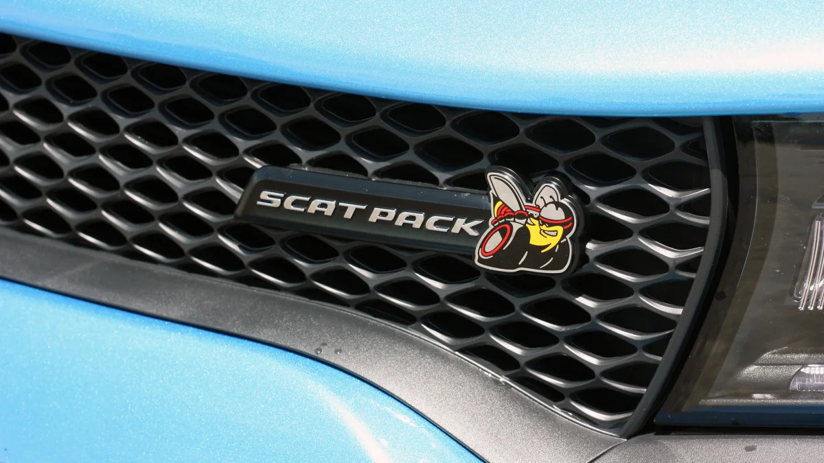 2015 Dodge Charger R/T Scat Pack grille