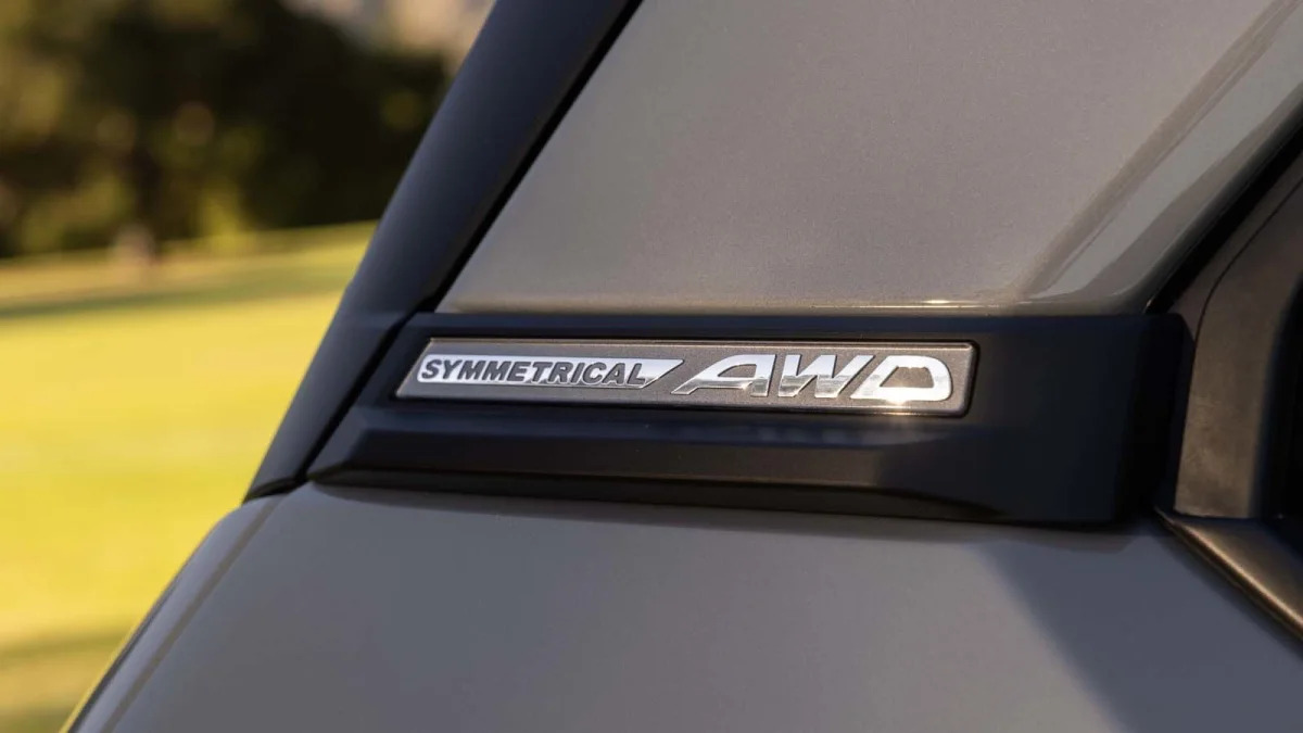 2025 Subaru Forester Touring D pillar AWD trim